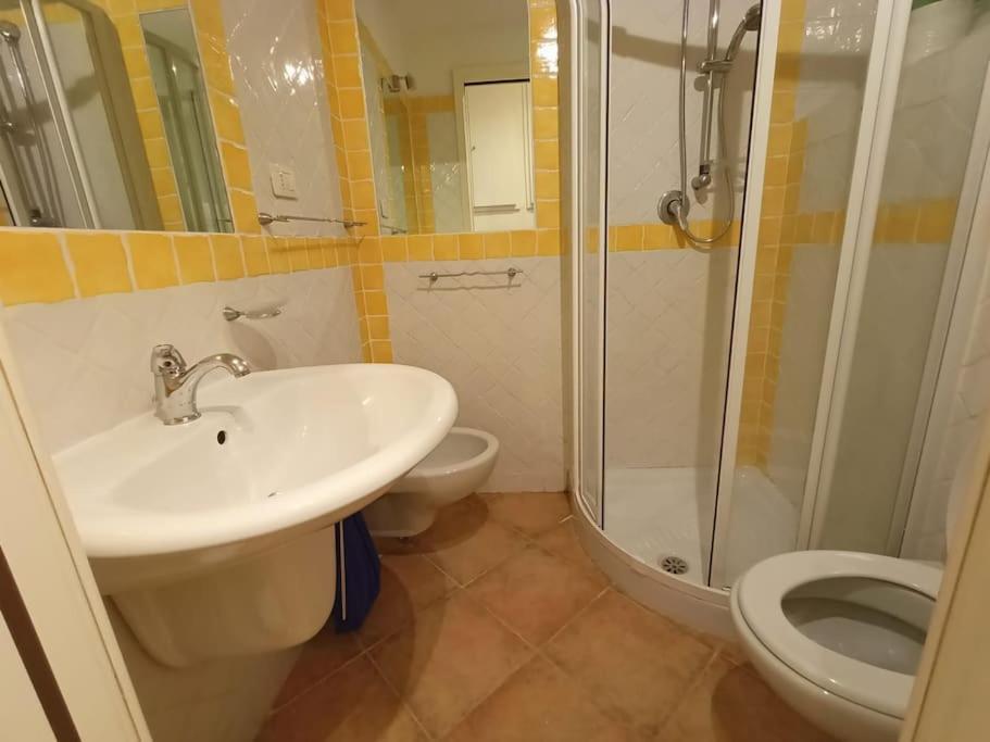Monolocale A Due Passi Dal Mare Apartment Olbia Bagian luar foto